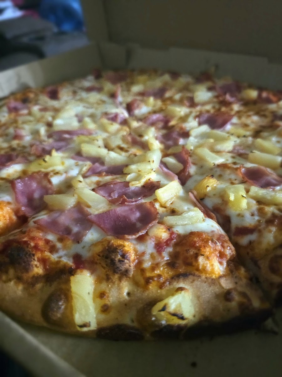 Maxwell Pizza Co Pizza In San Bernardino