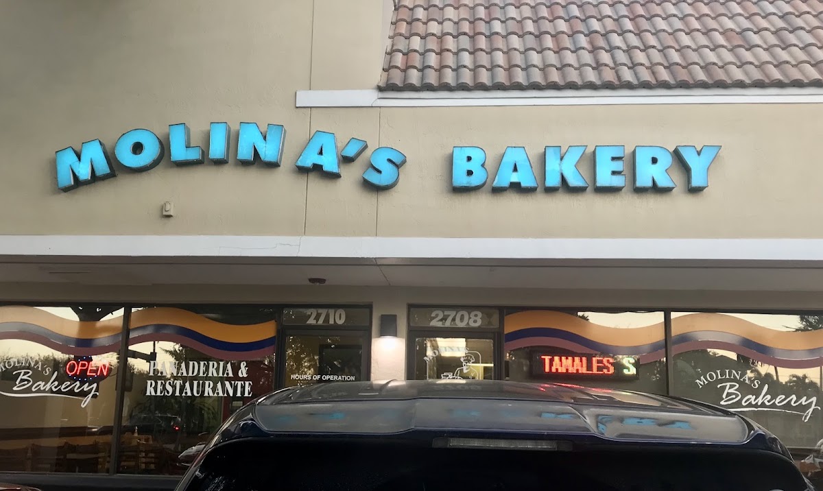 Molinas Bakery