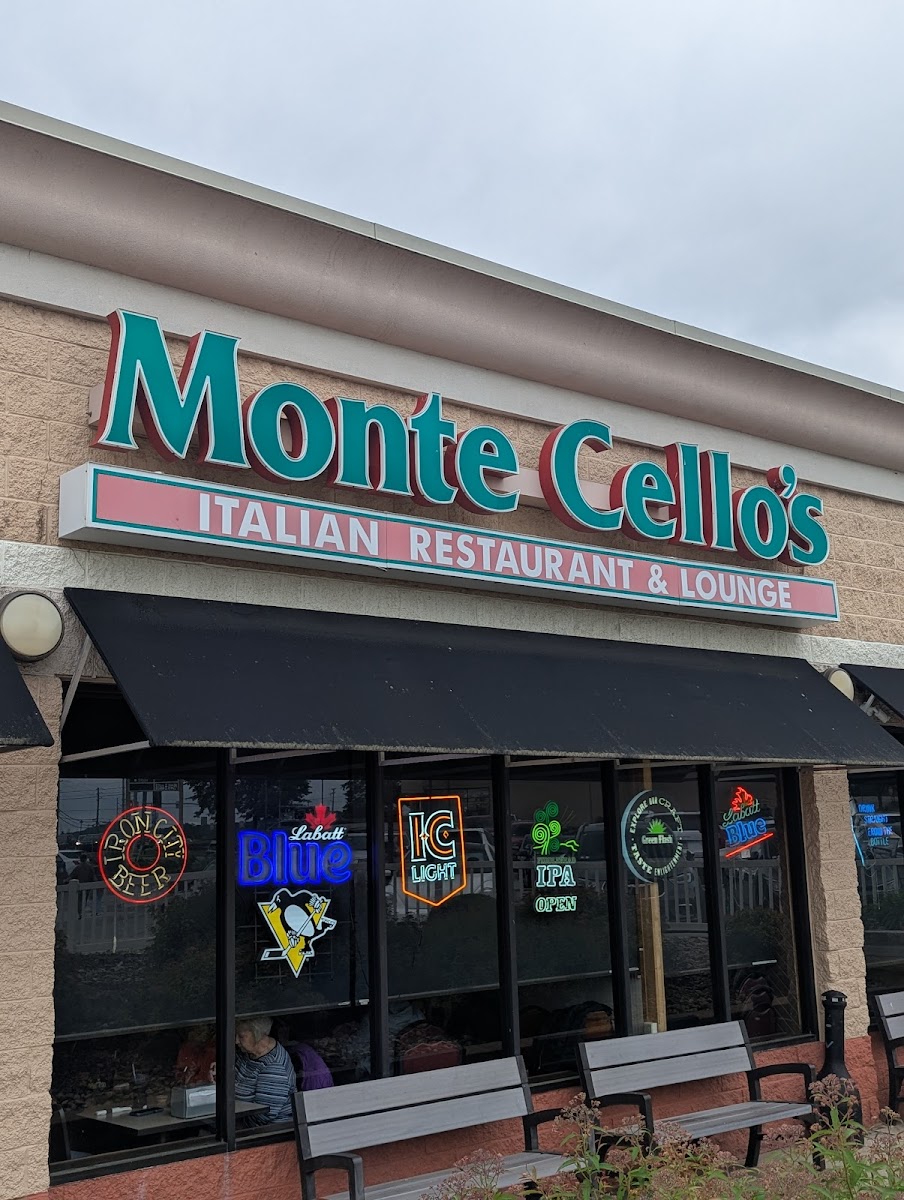Monte Cello's Cranberry