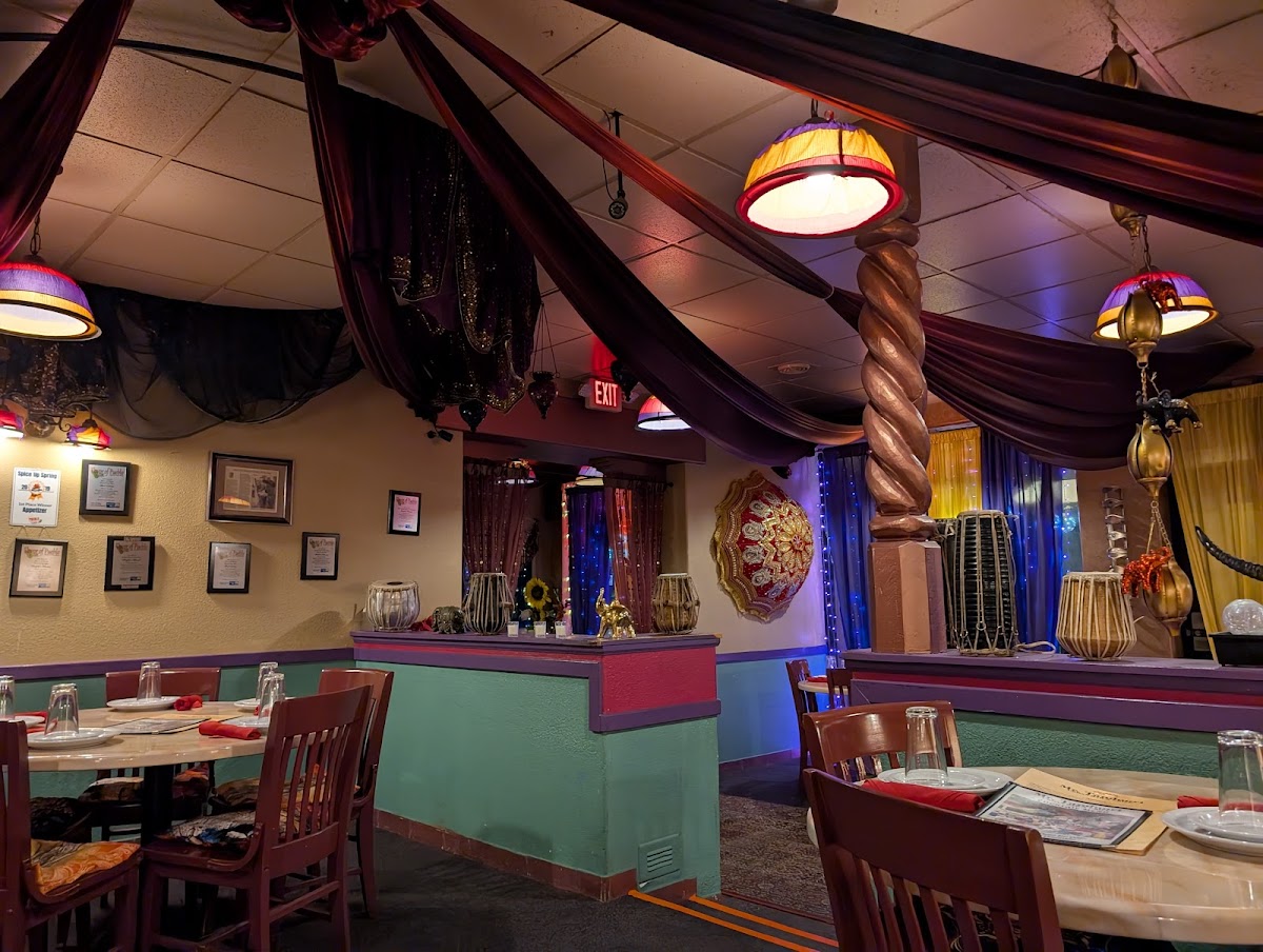 Mr. Tandoori Urban Bar And Grill