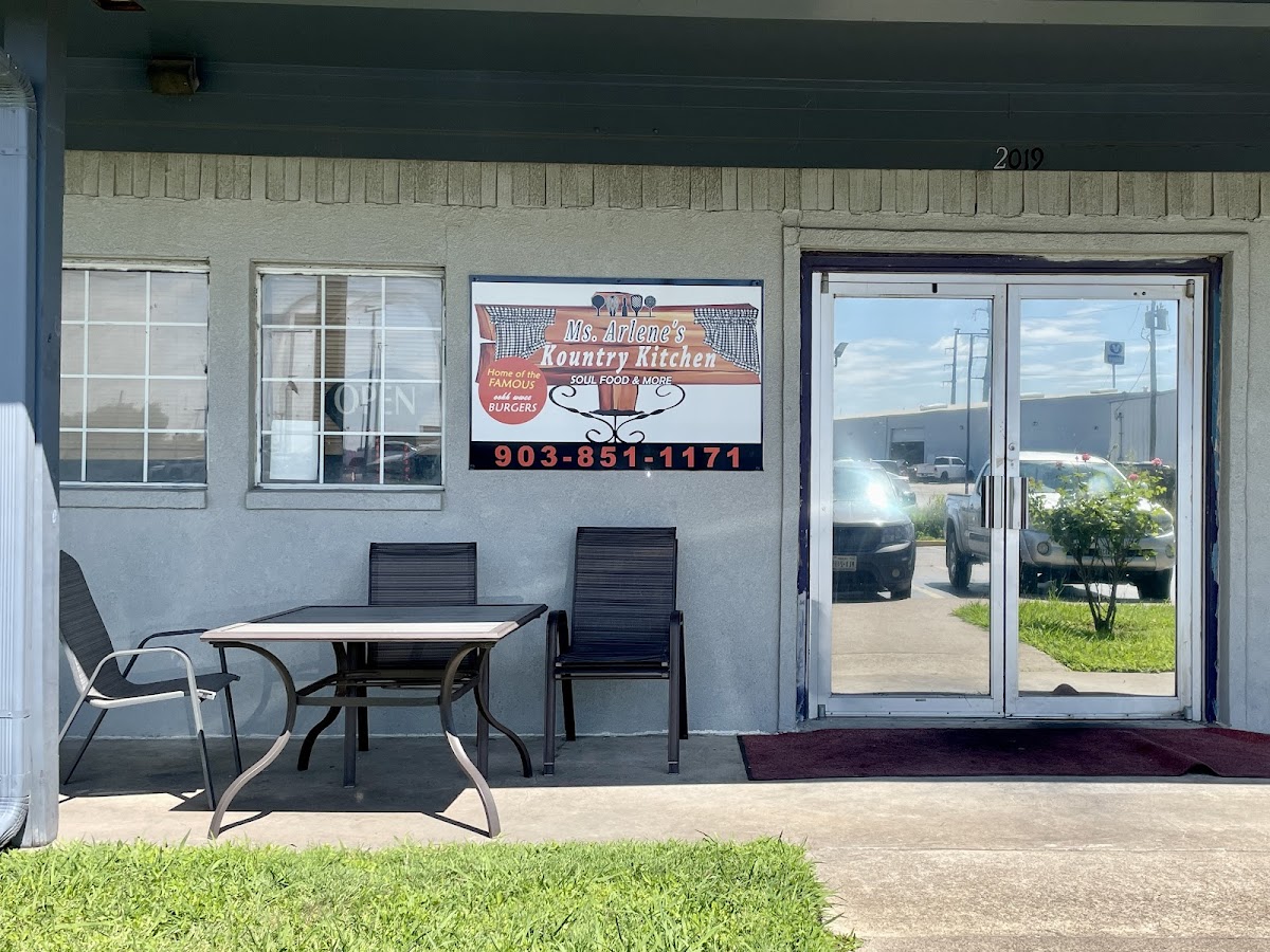 Ms. Arlene's Kountry Kitchen Soul Food & More
