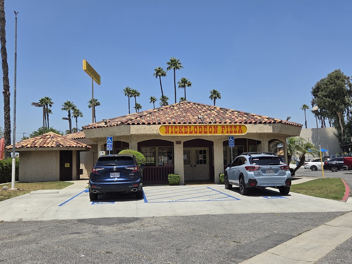 Nickelodeon Pizza