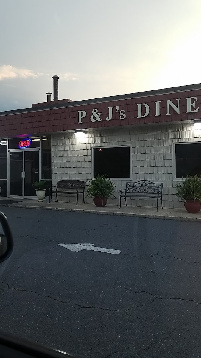 P & J's Diner
