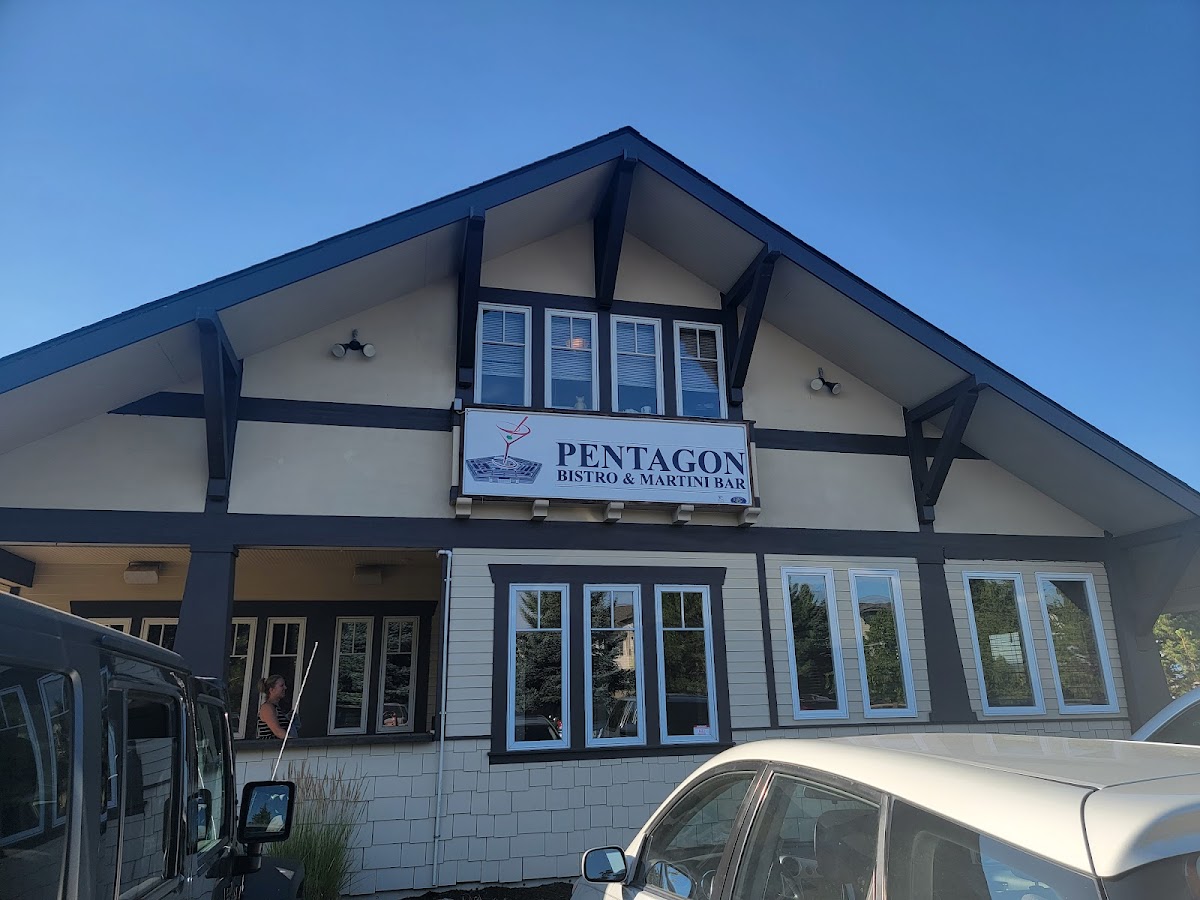 Pentagon | Bistro & Martini Bar
