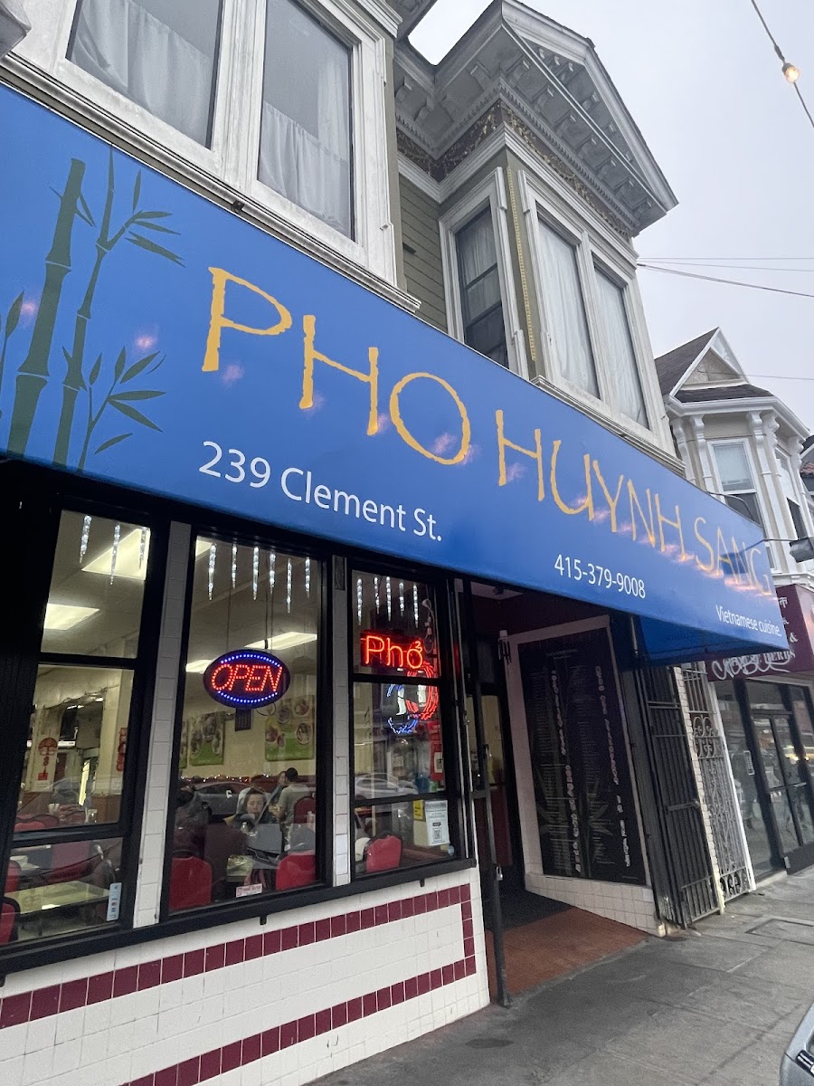 Pho Huynh Sang