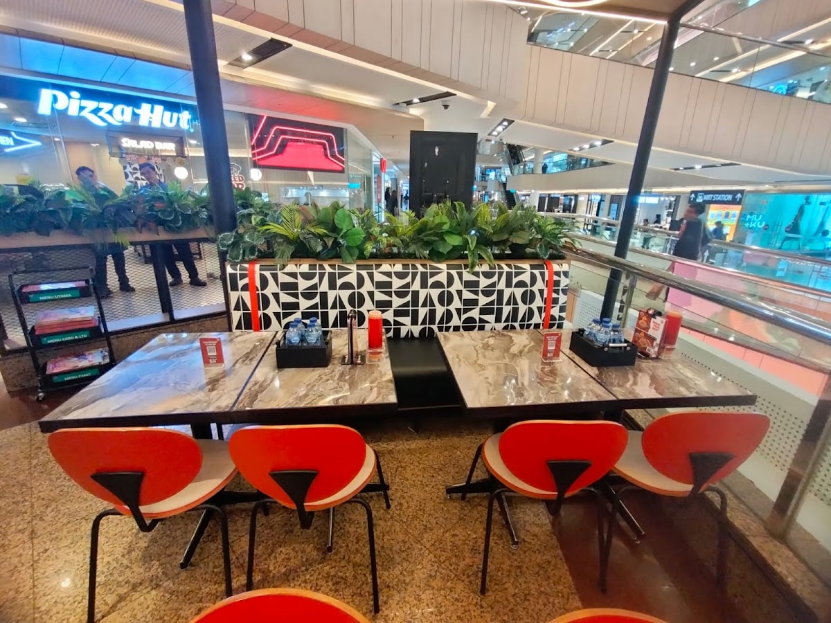 Pizza Hut Restoran - Plaza Blok M