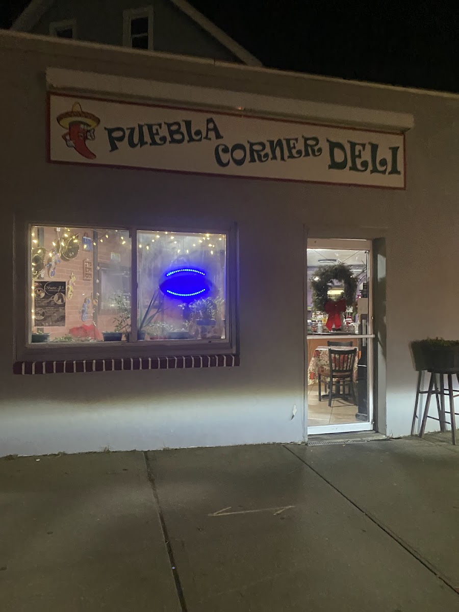 Puebla Corner Deli