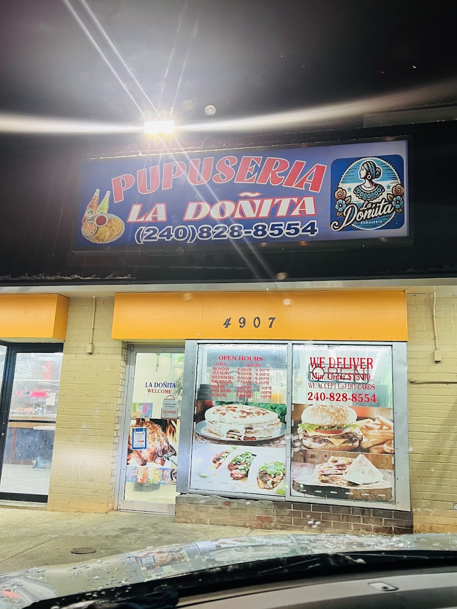 Pupuseria La Doñita