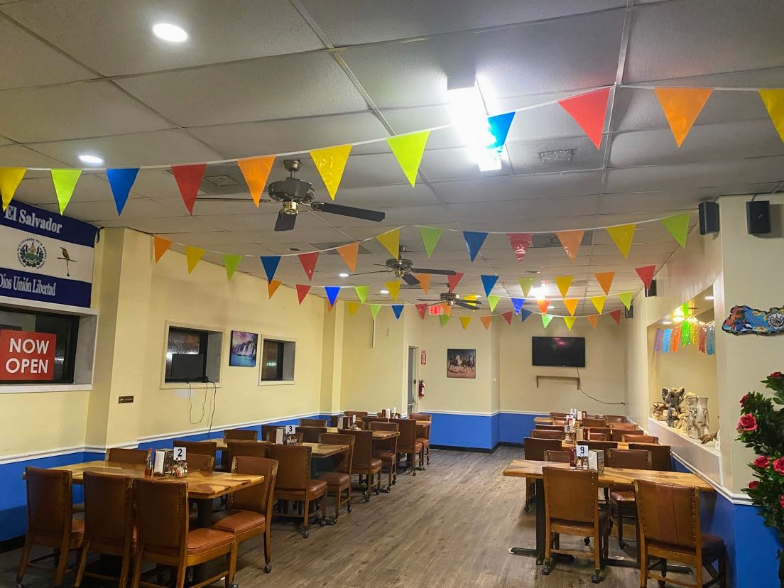 Pupuseria Y Taqueria Aguacaliente