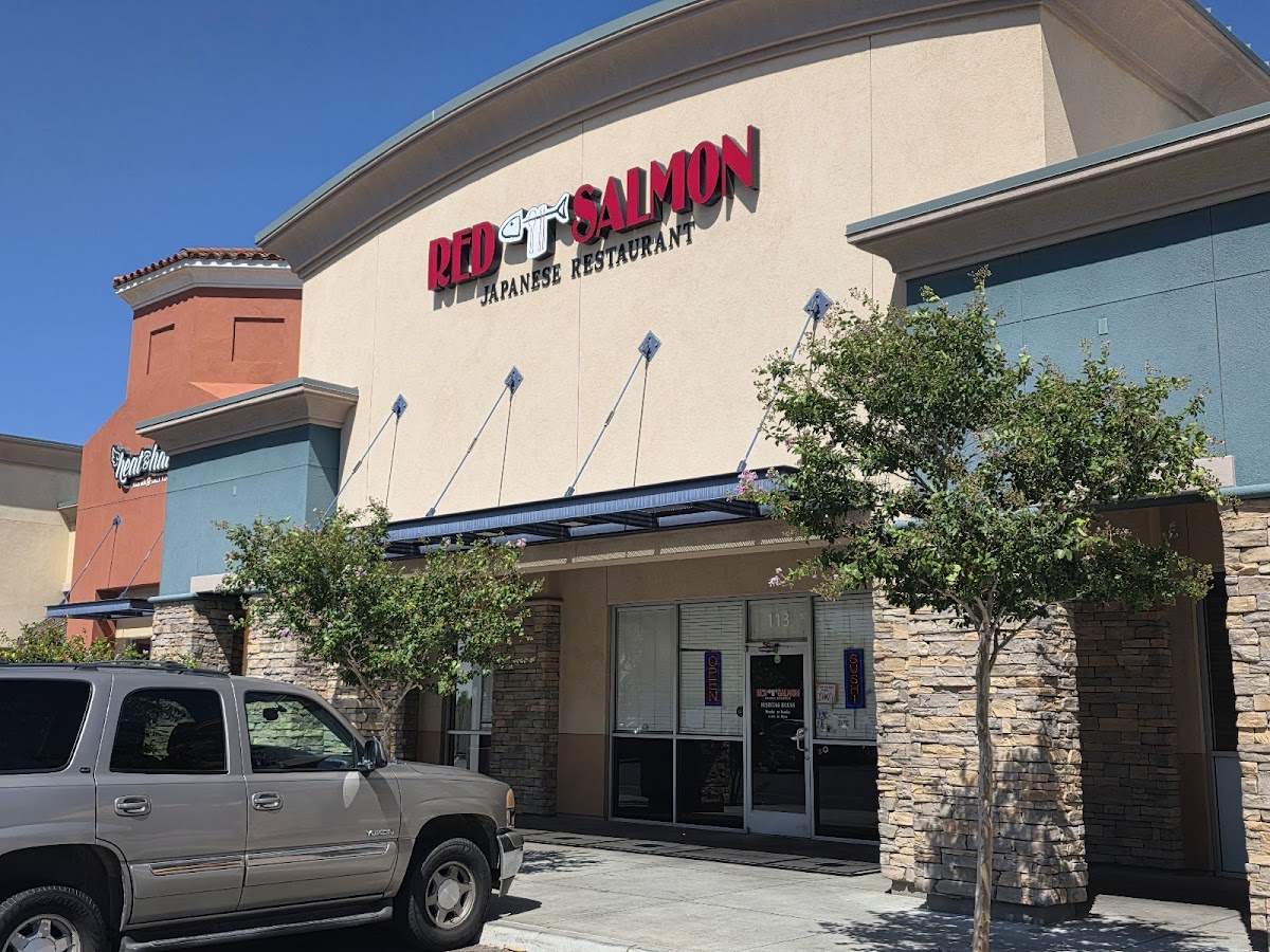 Red Salmon Japanese Restaurant