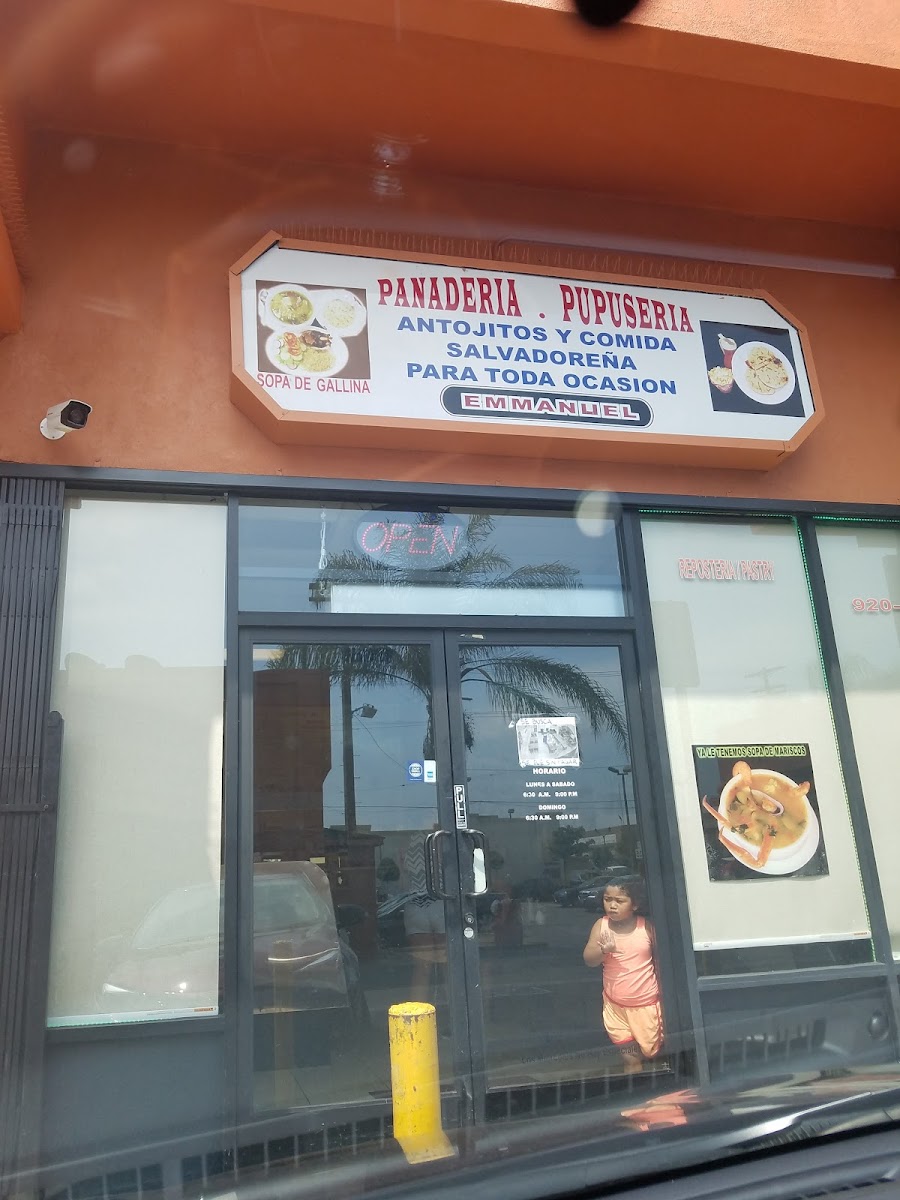 Restaurante Y Panaderia Roca Fuerte