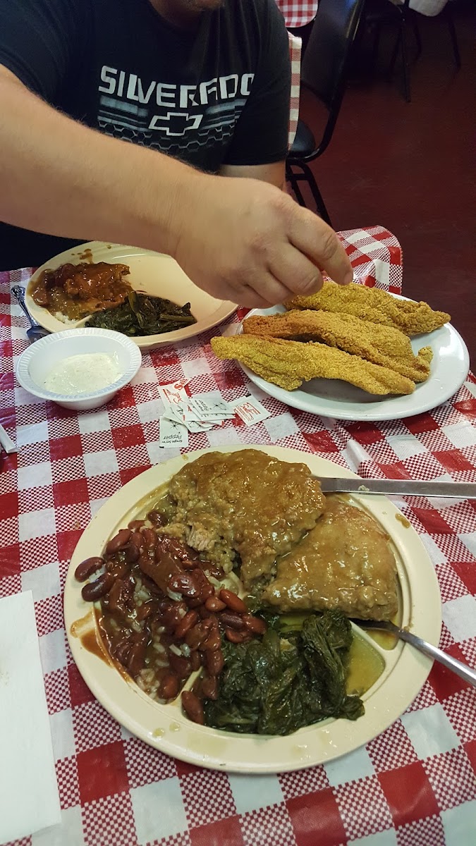 Ron's Family Affair Restaurant