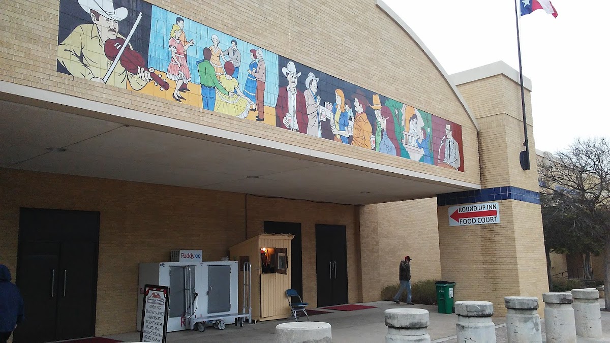 Round Up Inn Food Court