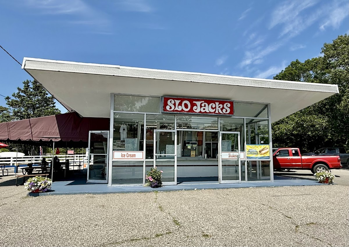 Slo-Jack's Drive-In