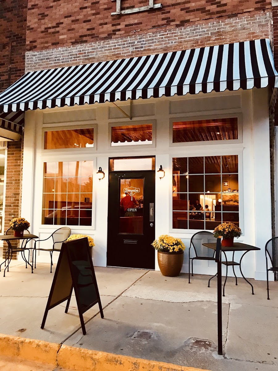 Sorrento's Pizzeria - Lincoln