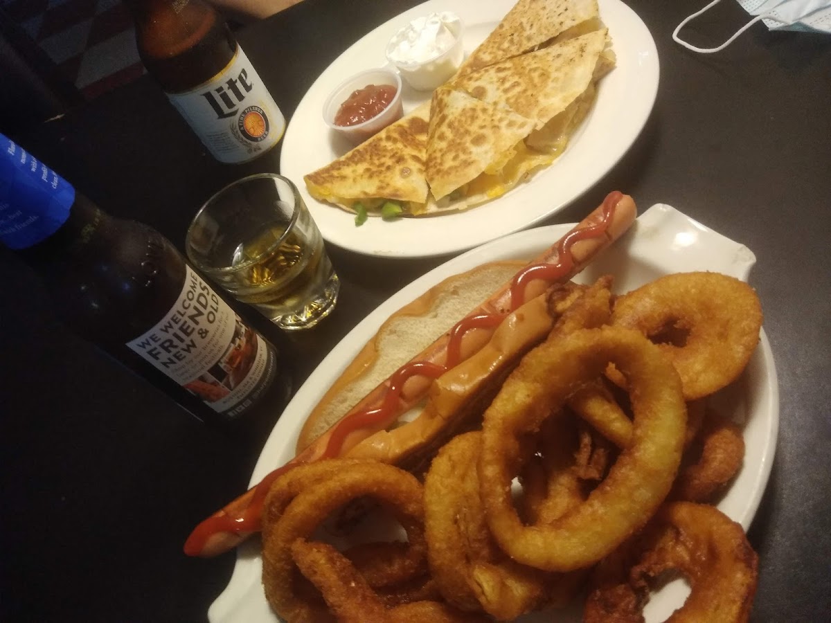 South Gardner 'hotel' - Pub & Bar