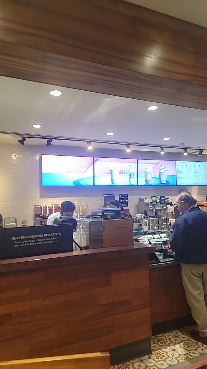 Starbucks Plaza Lienzo Mexicali Dt