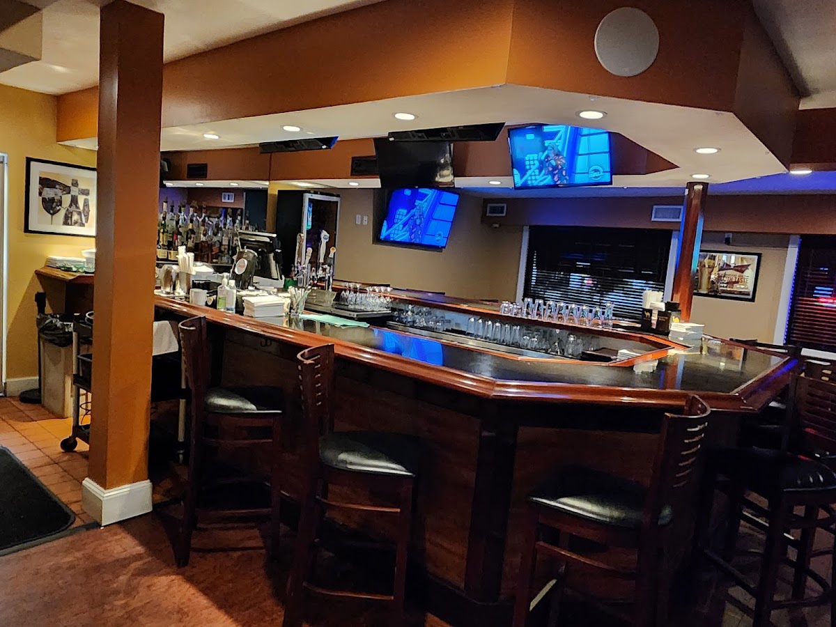 Supreme Restaurant & Bar