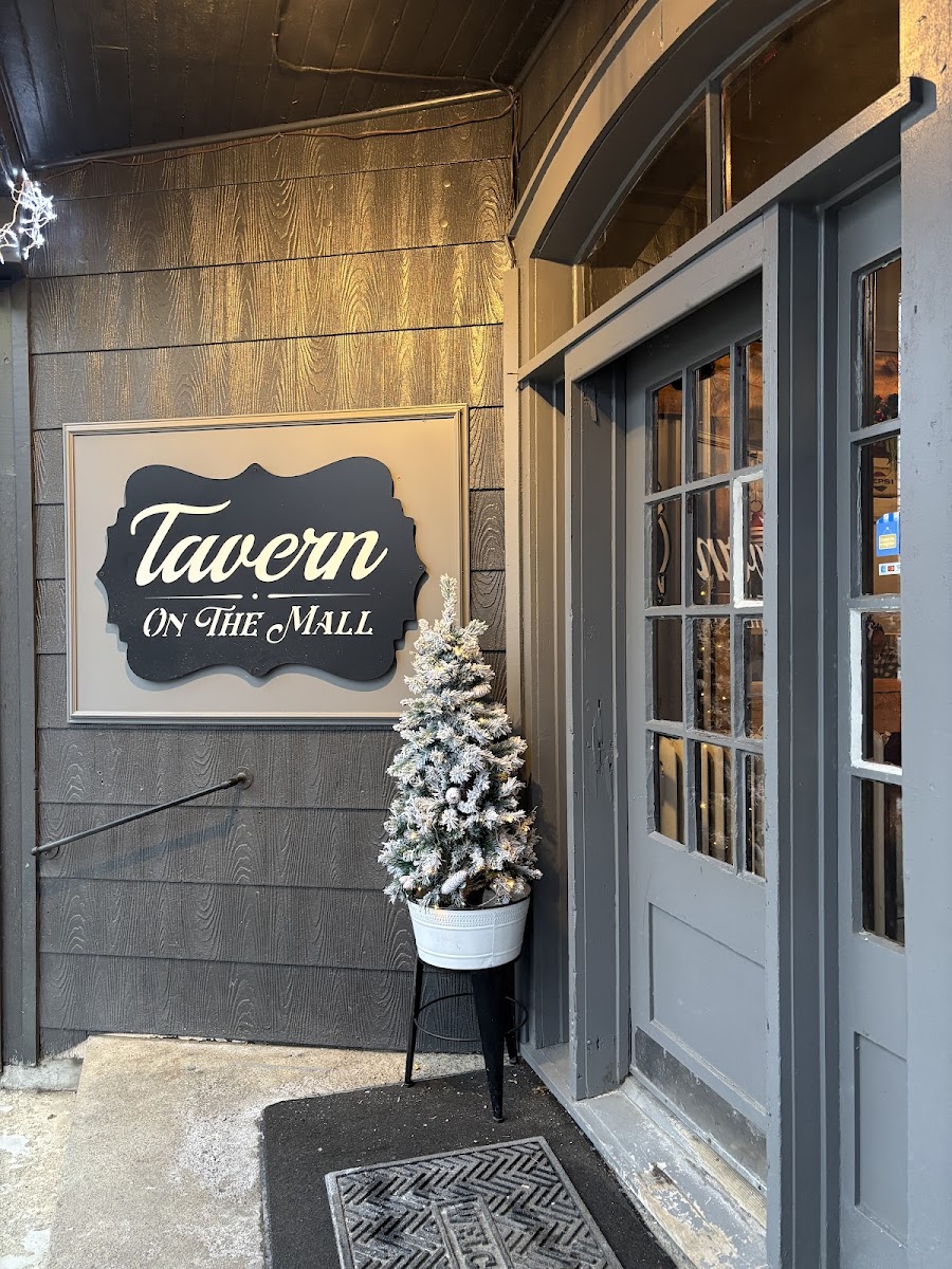 Tavern On The Mall