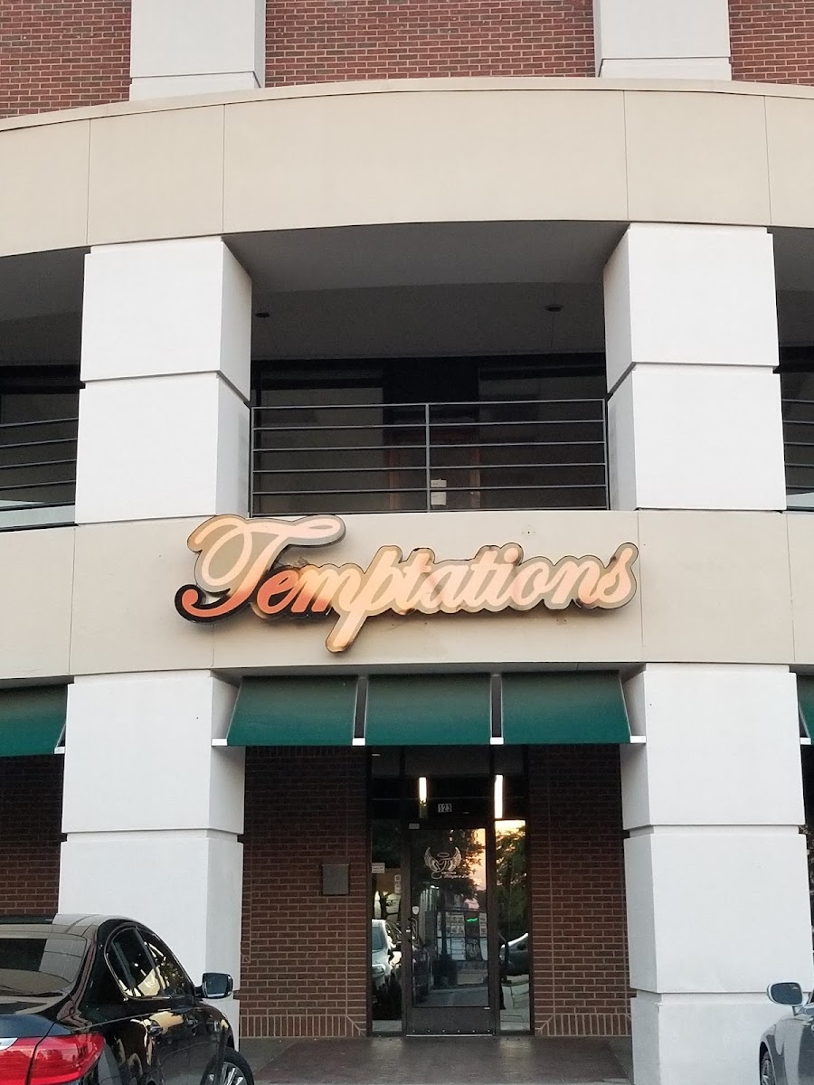 Temptations Arlington's Restuarant And Lounge