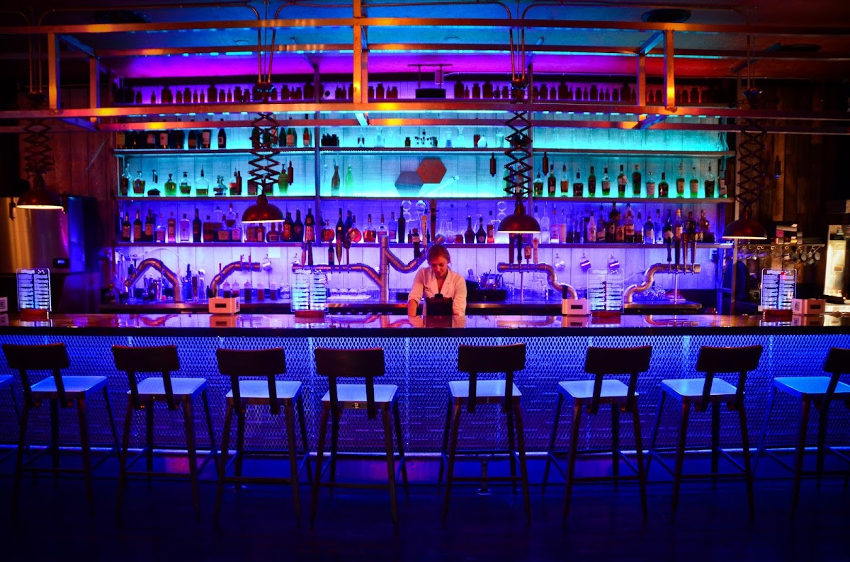 The Chemist - Craft Cocktails And Modern Cuisine