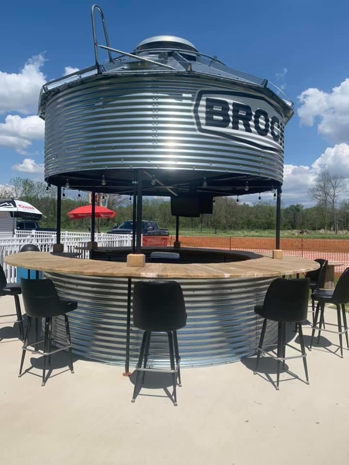 The Hideout Bar And Bait