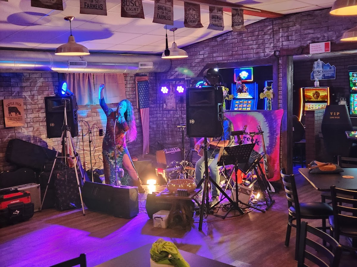 The Rustic Tavern & Grill