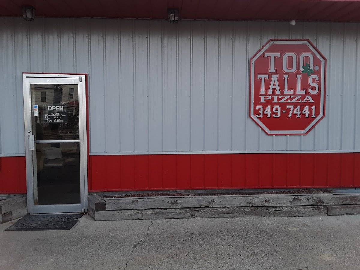 Too Talls Pizza