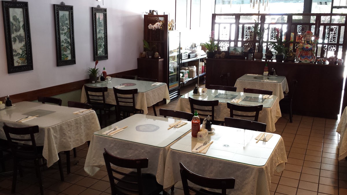 Tung Sing Restaurant 東成