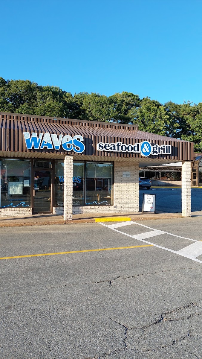 Waves Seafood & Grill