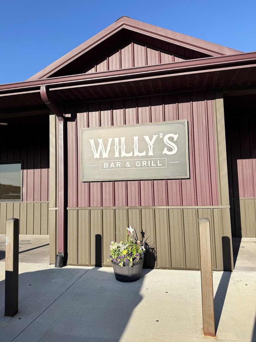 Willy's Bar And Grill