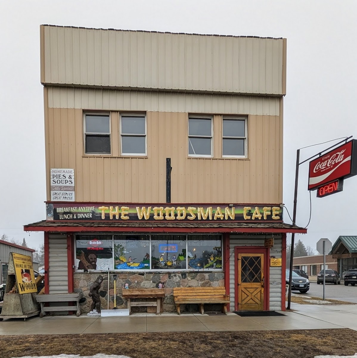 Woodsman Cafe
