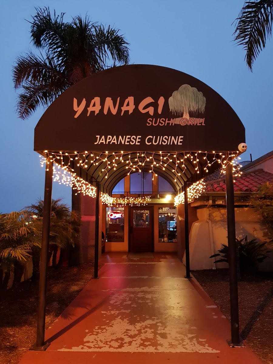 Yanagi Sushi & Grill